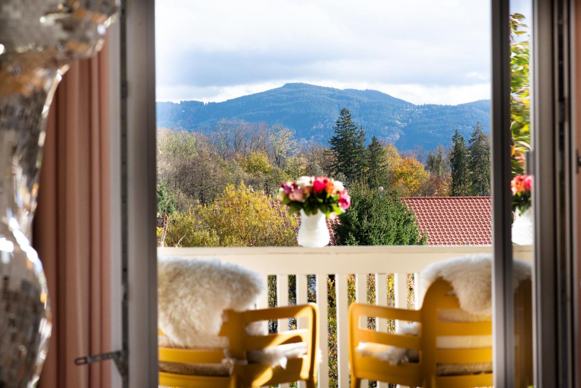 Einzigartige Auszeit Mit Bergblick In Bad Toelz Apartment Екстериор снимка